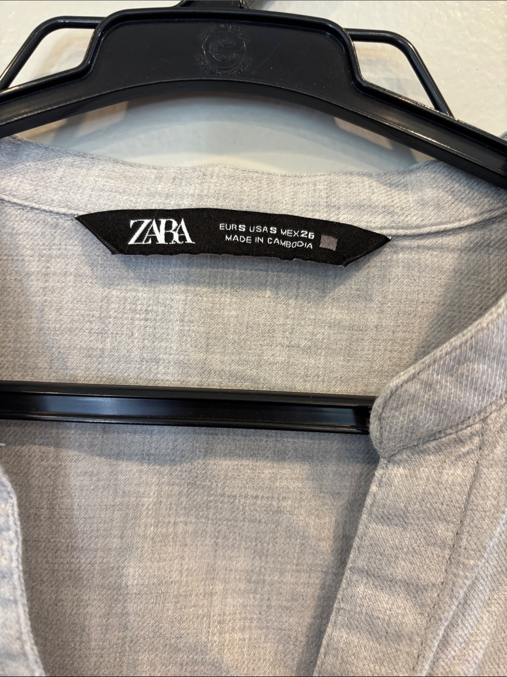 Zara Light Gray Men's Collarless Button-Up Shirt Jacket - Picture 3 of 5